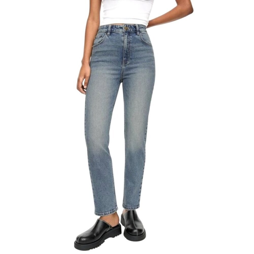 Pull & Bear Jeans Women 4 Blue Medium Wash Denim High‎ Rise Slim Mom Retro NWT